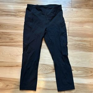 Lululemon Cropped Tights Size 6 Ca 35801 Rn 106259 Z4 with pockets